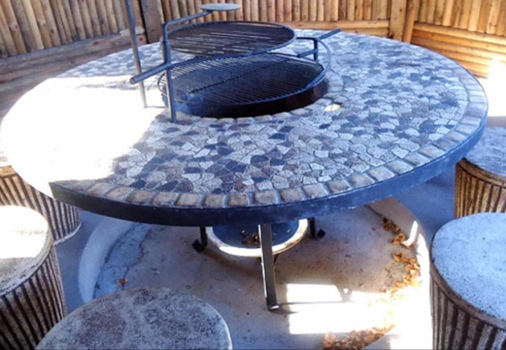 Micarlas Bed and Breakfast