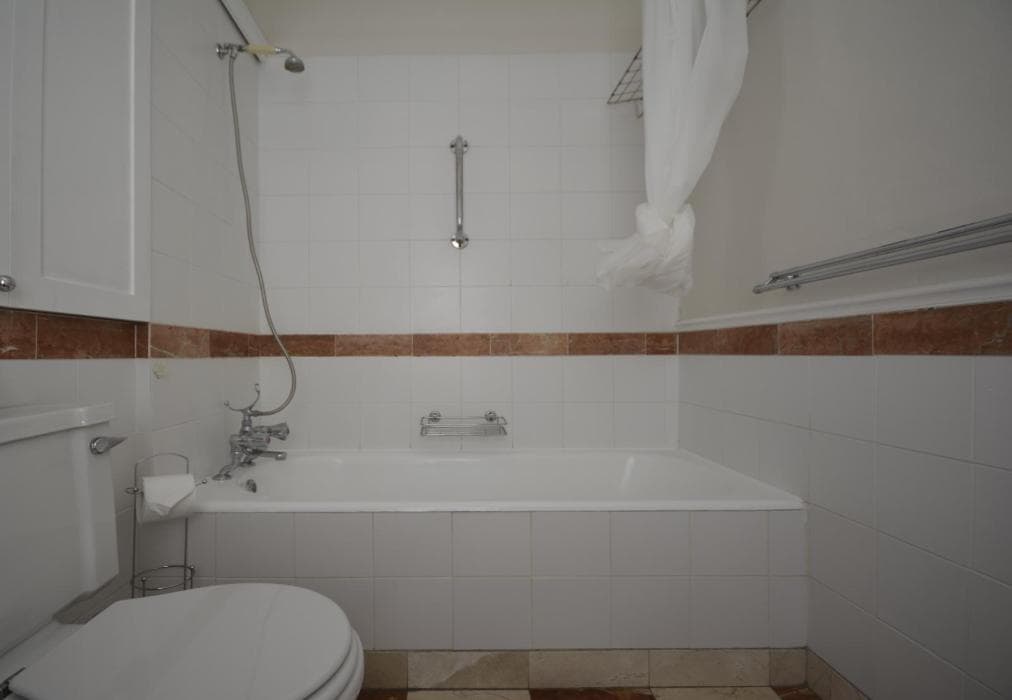 Fintimara Beach House