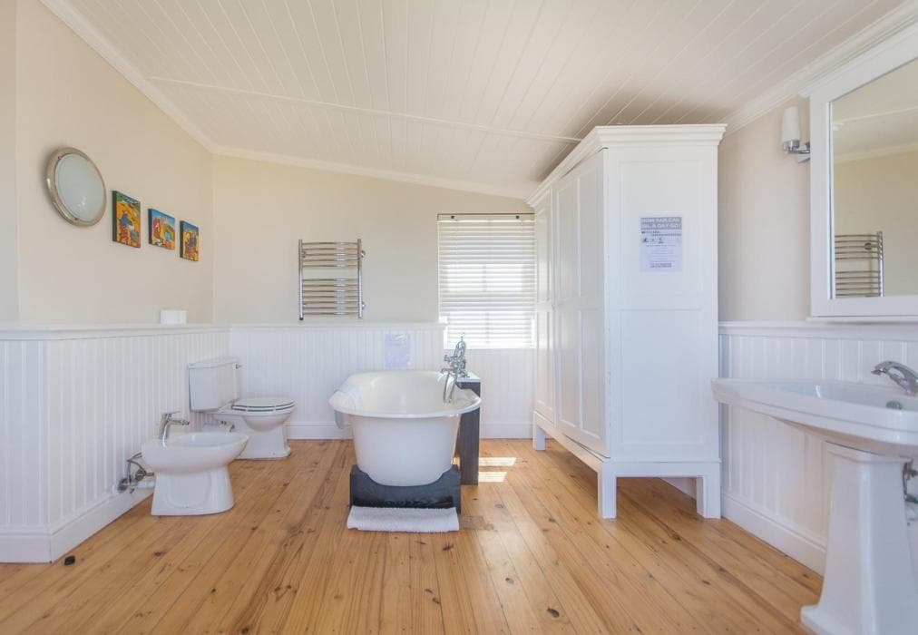 Fintimara Beach House