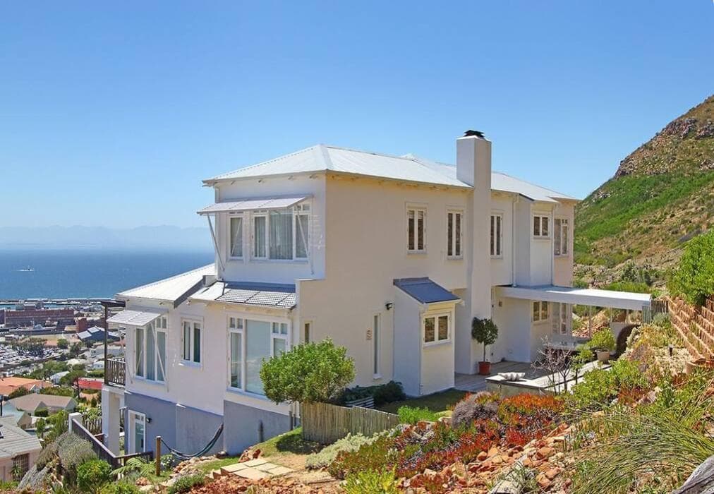 Eagle's Nest Apartment