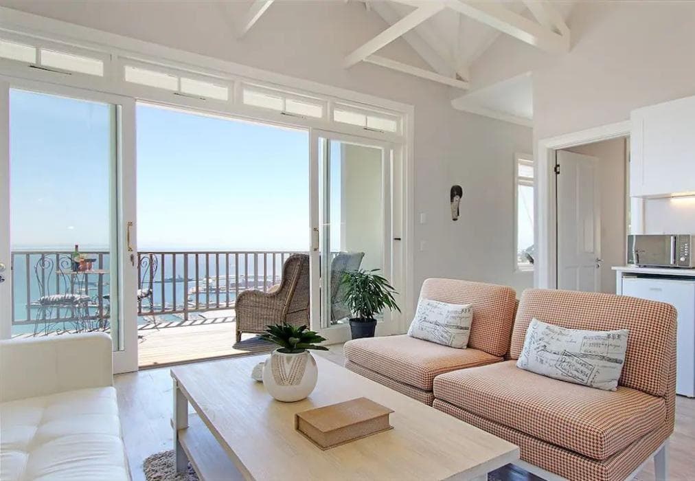 Eagle's Nest Apartment