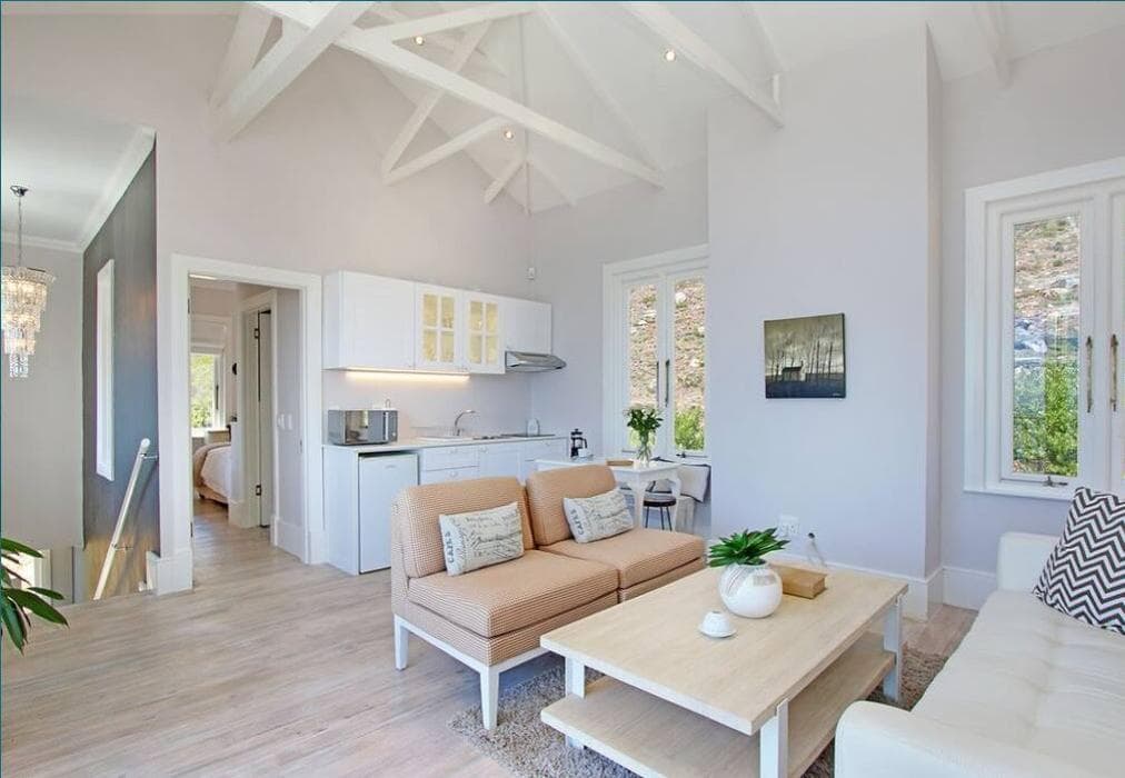 Eagle's Nest Apartment