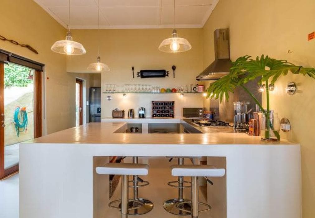 Sun & Sea Downtown Mediterranean Villa