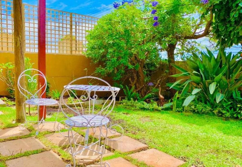 Sun & Sea Downtown Mediterranean Villa