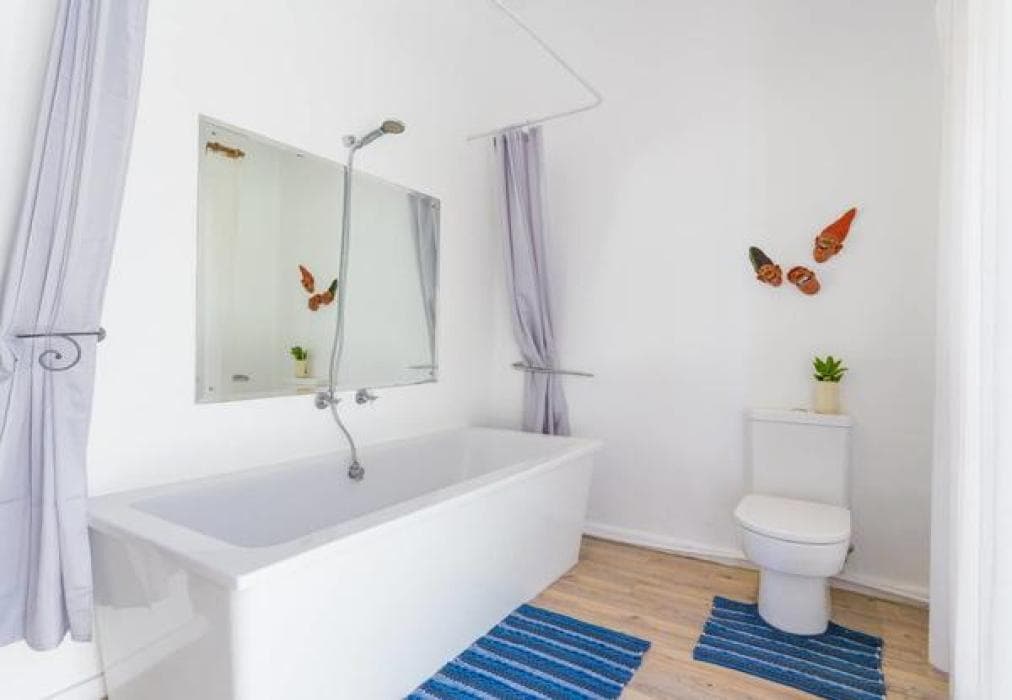 Sun & Sea Downtown Mediterranean Villa