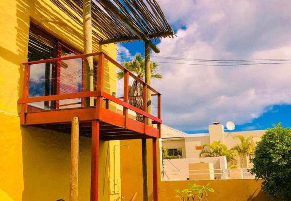 Sun & Sea Downtown Mediterranean Villa