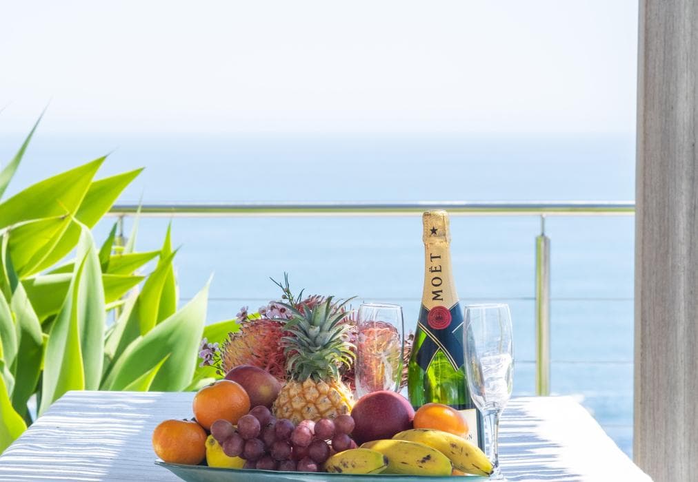 Clifton Sunset: 24/7 Power and Warm Infinity Pool