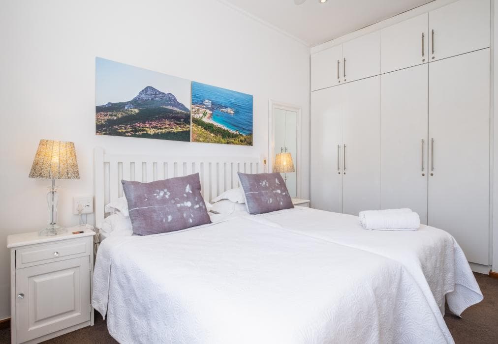 Clifton Sunset: 24/7 Power and Warm Infinity Pool