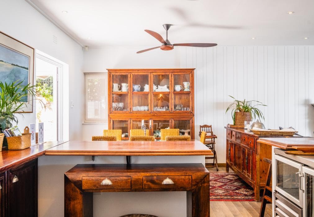 Clifton Sunset: 24/7 Power and Warm Infinity Pool