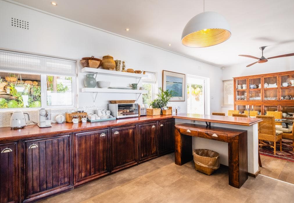 Clifton Sunset: 24/7 Power and Warm Infinity Pool