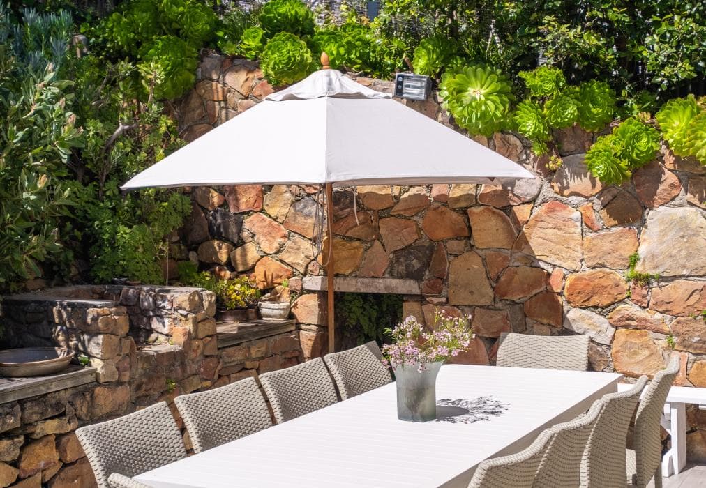 Clifton Sunset: 24/7 Power and Warm Infinity Pool