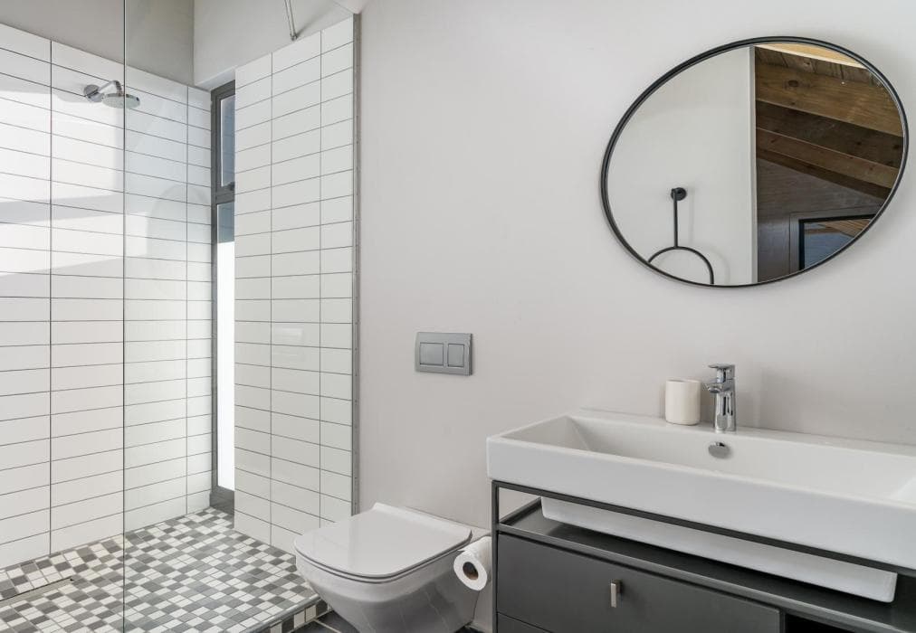 Black Barn at Romansbaai