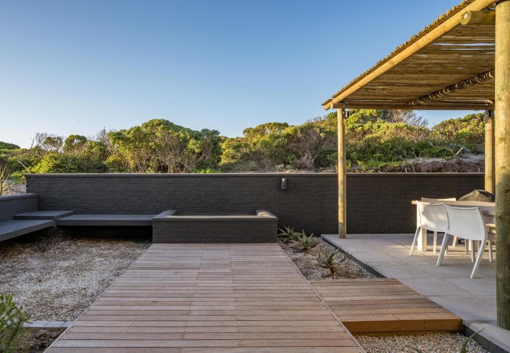 Black Barn at Romansbaai