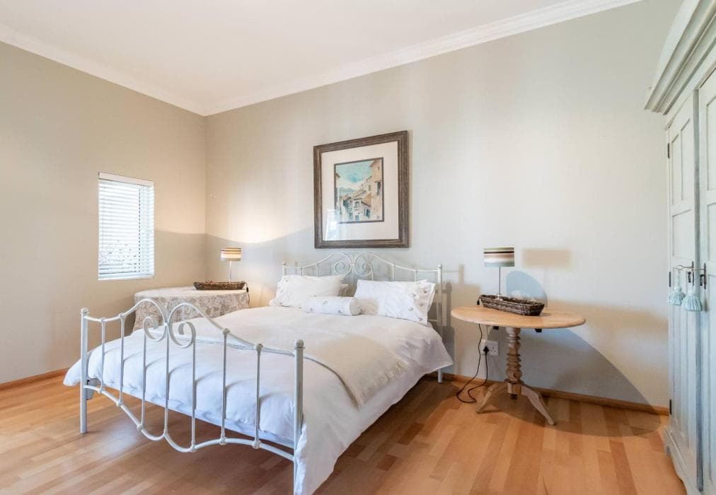 Trendy Lux Loft Apartment