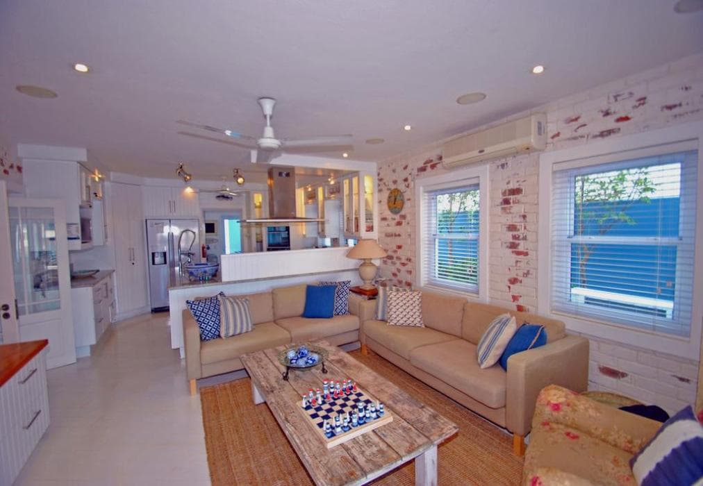 Delightful Luxury Beach House