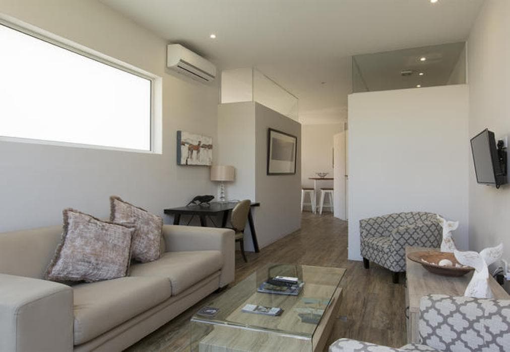 Beachclub 17 Whale Apartment