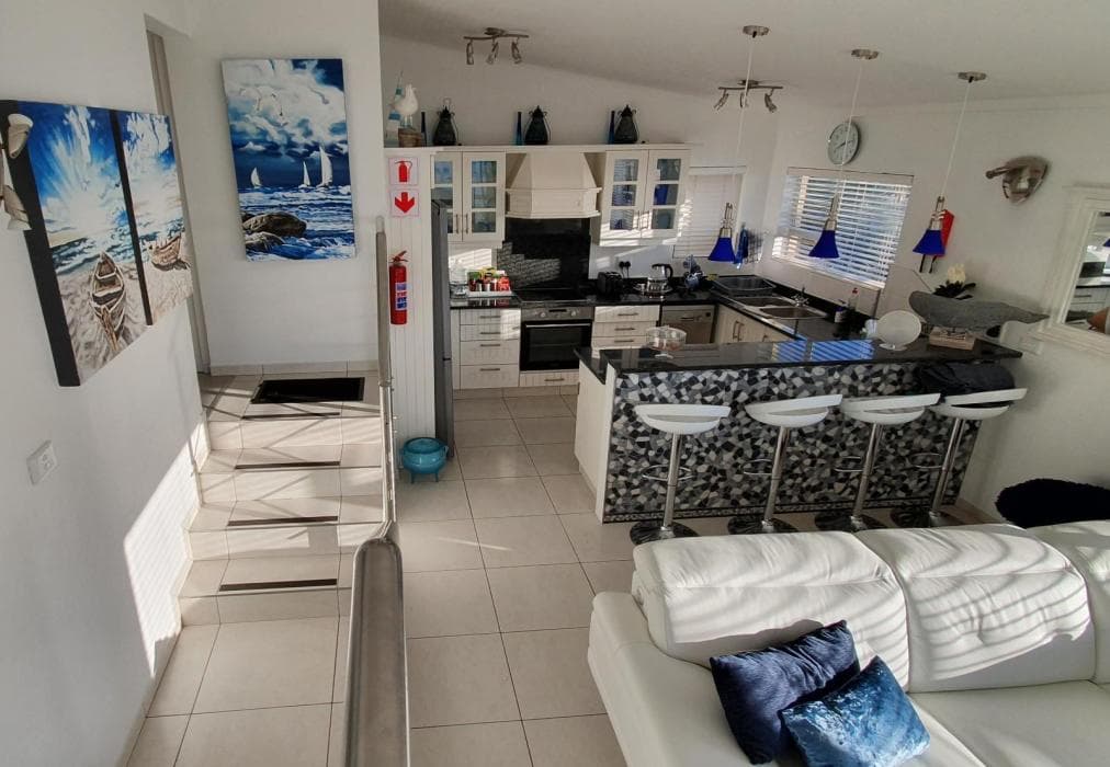 Unit 17 Villa Del Sol