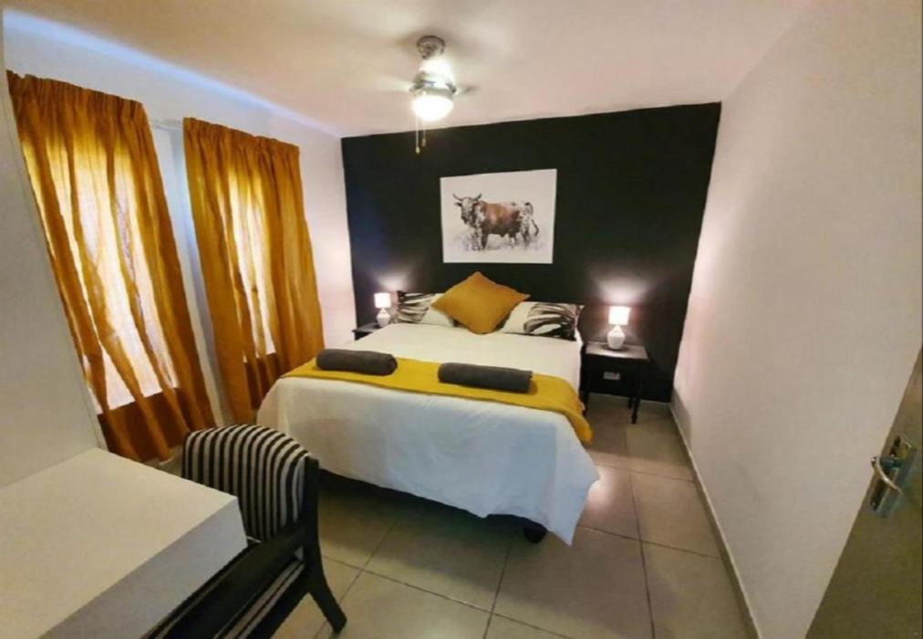 The Bridge Unit 59 - African chic