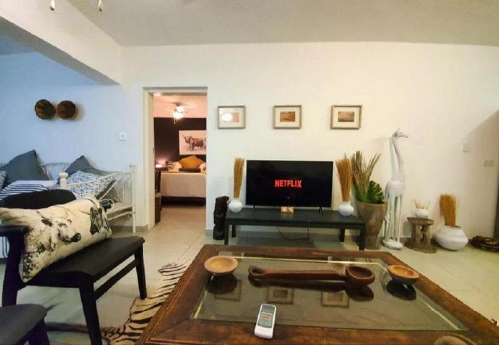 The Bridge Unit 59 - African chic