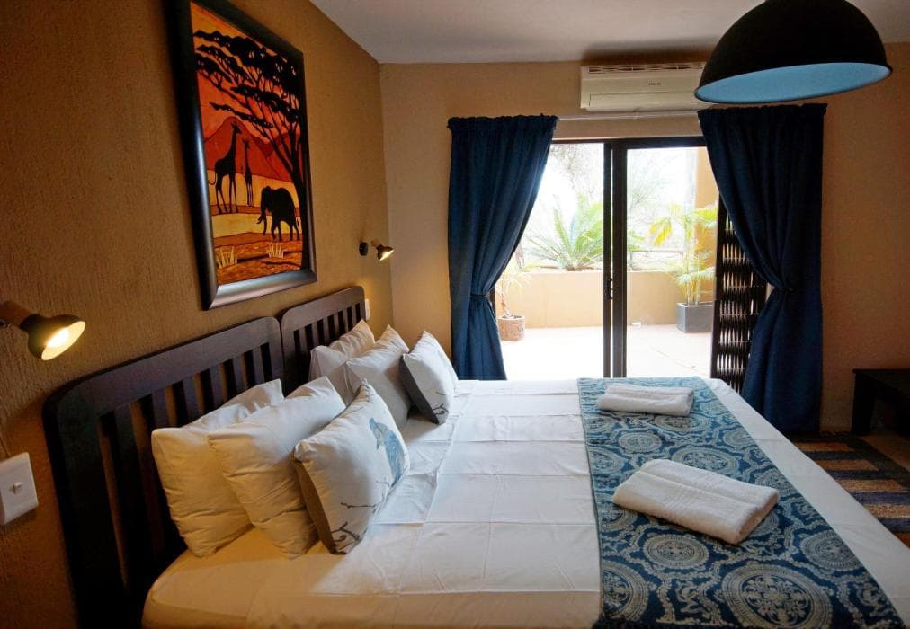 Tau Self-Catering House