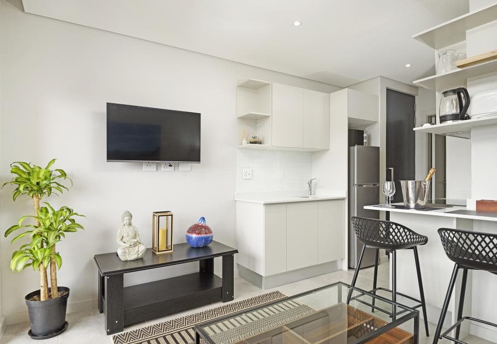 601@2SIX2 Florida Road