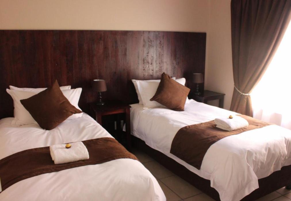 La Bri Standard Unit 3