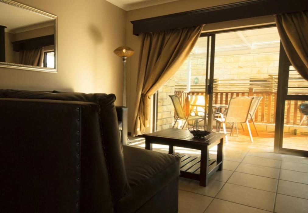 La Bri Standard Unit 3