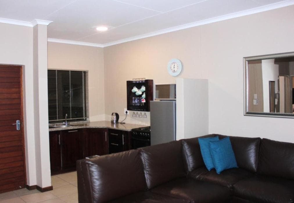 La Bri Standard Unit 3