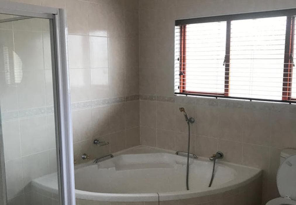 Clarens Butterfly Villa