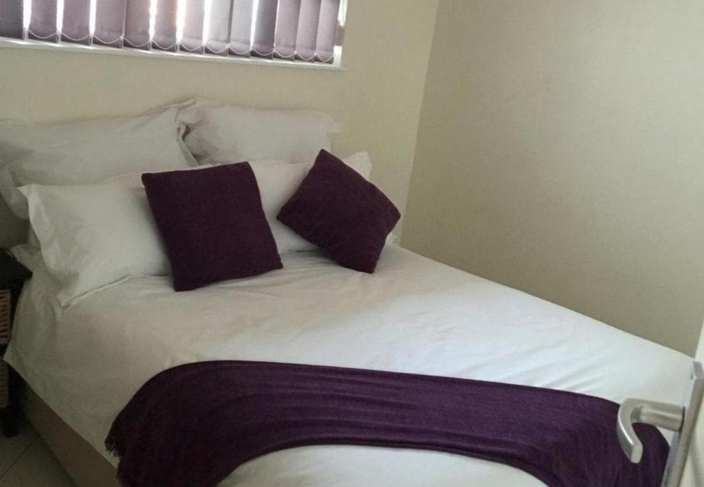 Shangri La Apartment 803