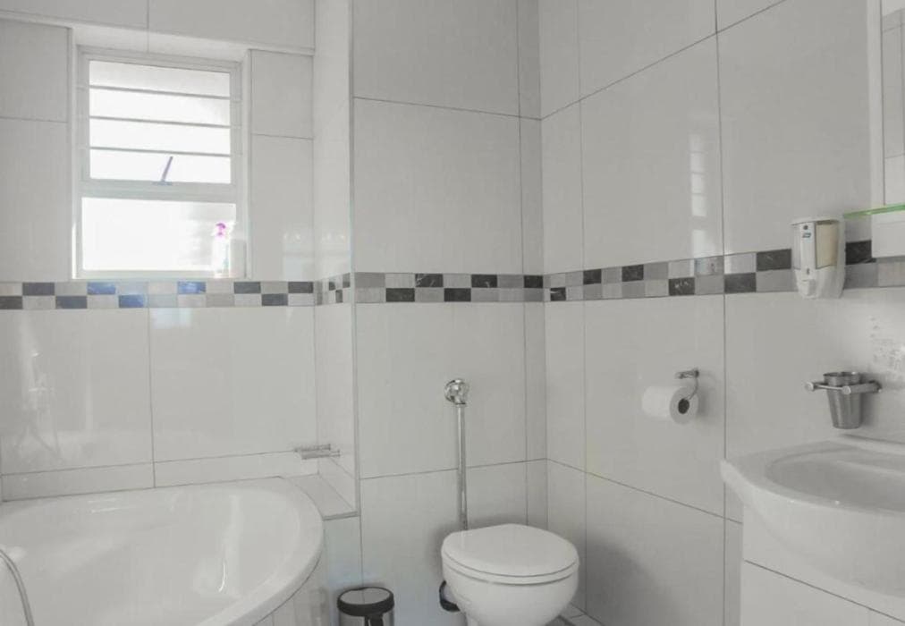 Shangri La Apartment 208