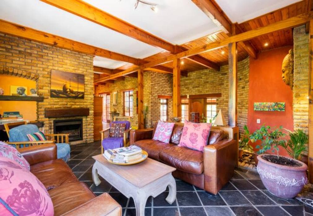 Unique Holiday House