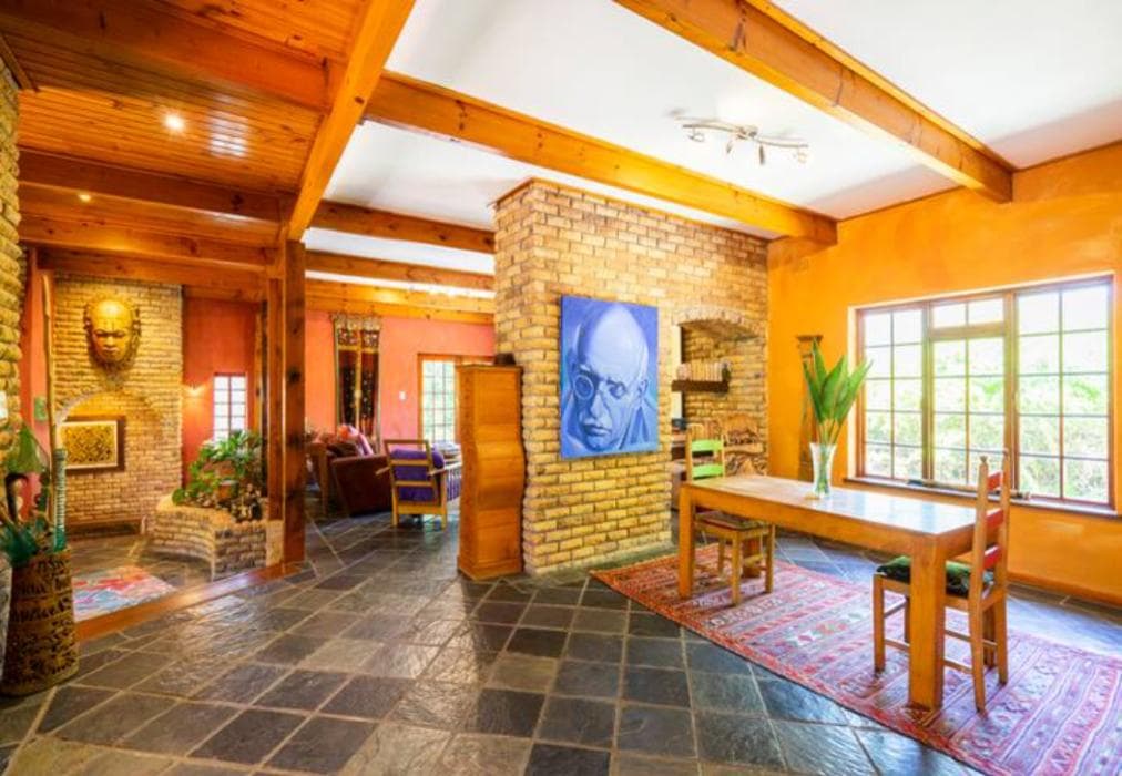 Unique Holiday House