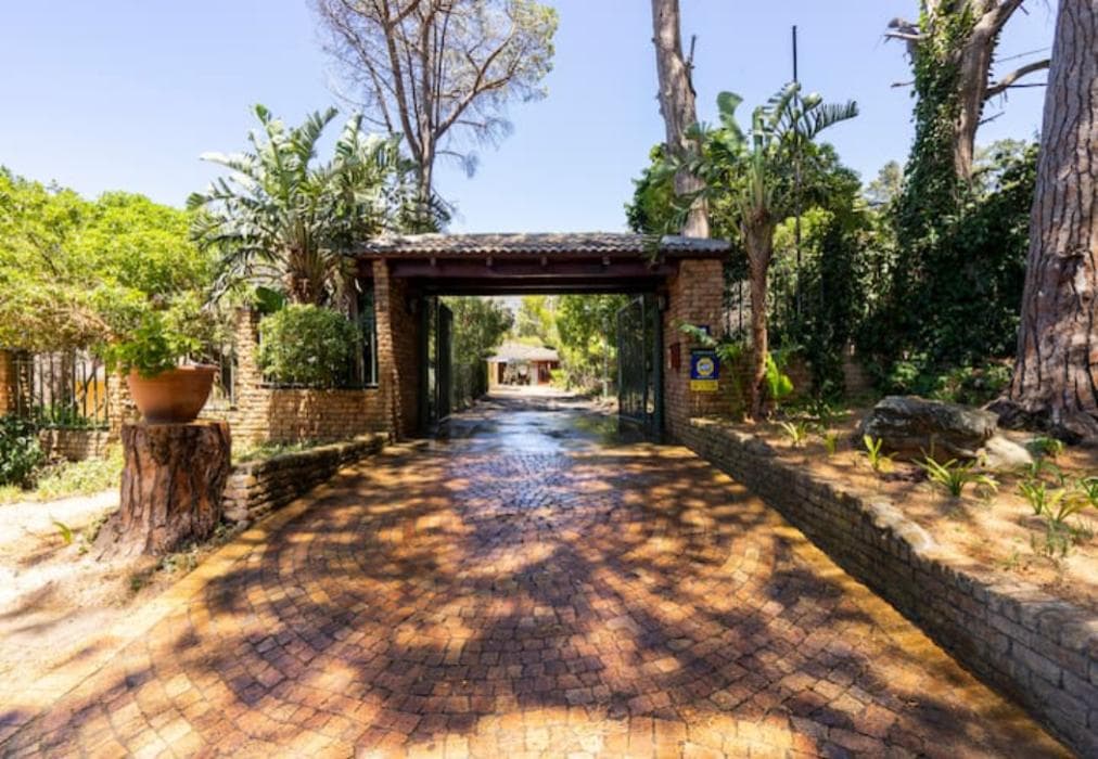 Unique Holiday House