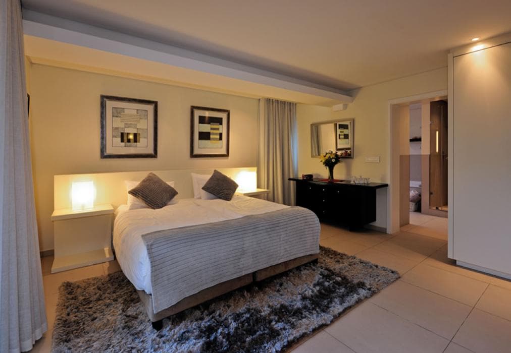 129 on Kloof Nek - Two Bedroom