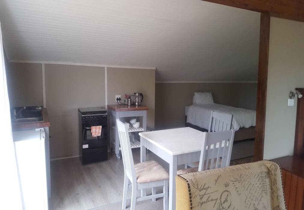 Over The Edge Cottage 3