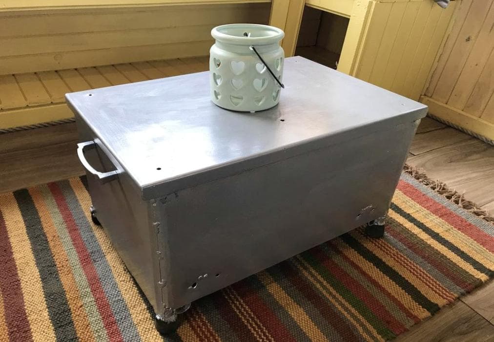 Tin Can Glamping Caravan
