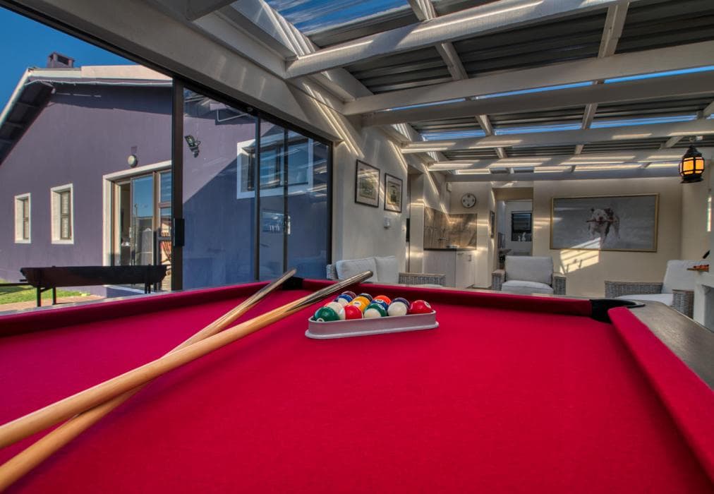 Land's Edge Struisbaai