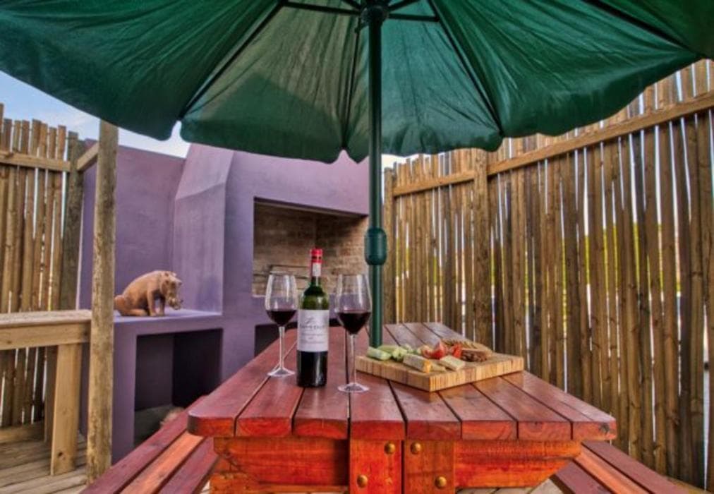 Land's Edge Struisbaai