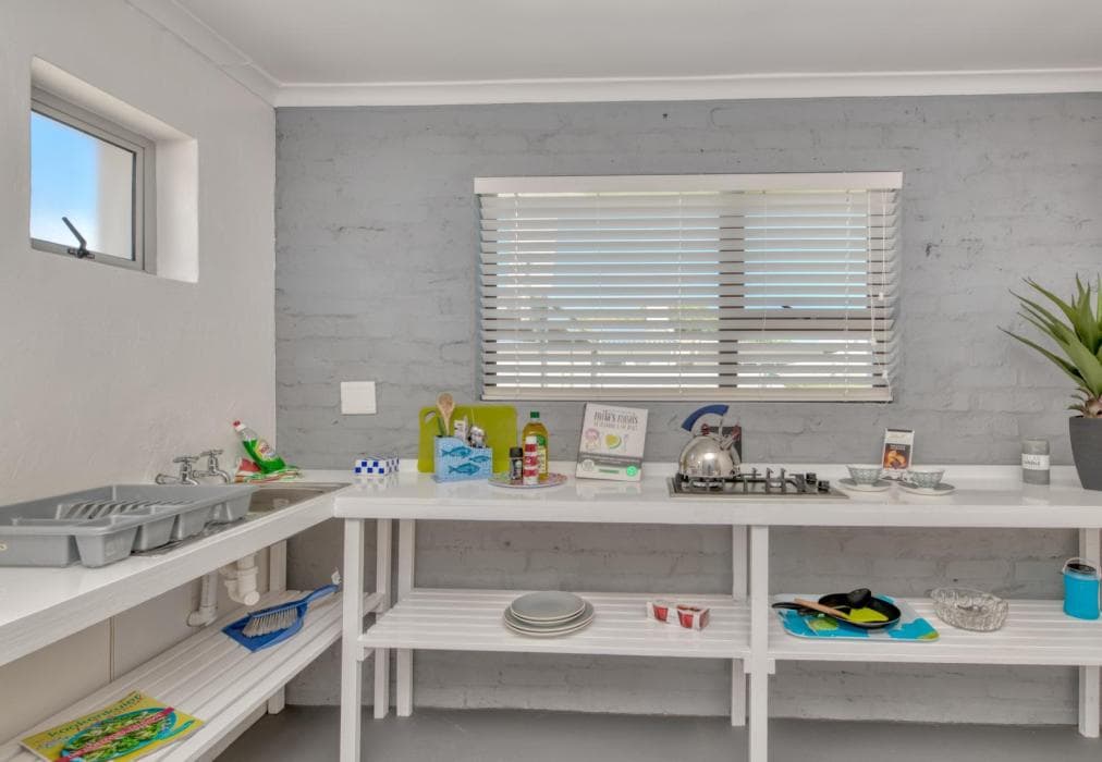 Struisbaai Holiday - Comfortable Stop Over