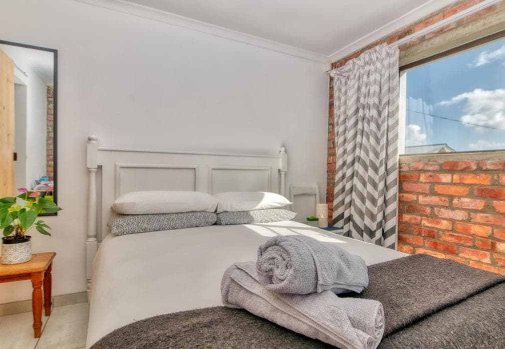 Struisbaai Holiday - Comfortable Stop Over