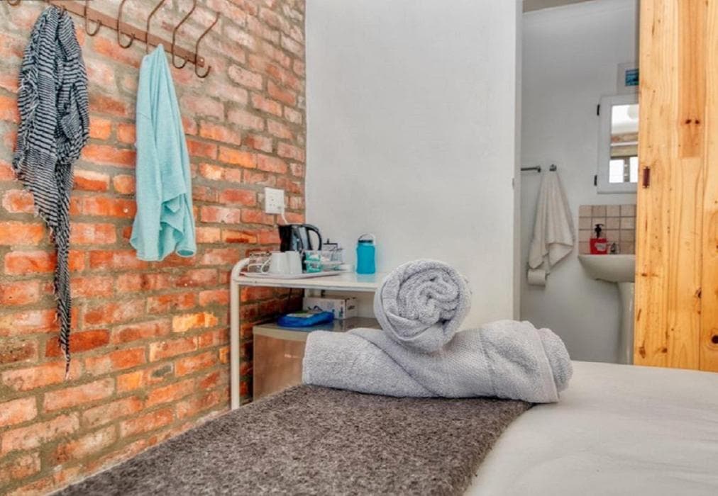 Struisbaai Holiday - Comfortable Stop Over