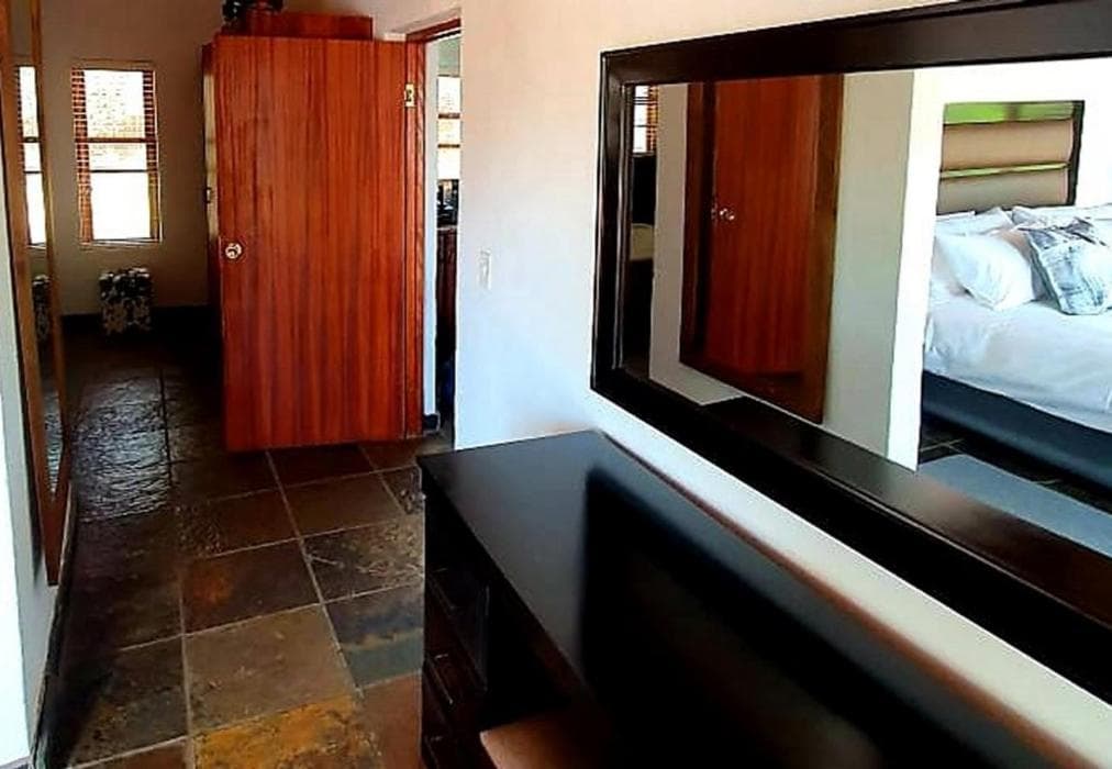 636 Itaga Safari Lodge