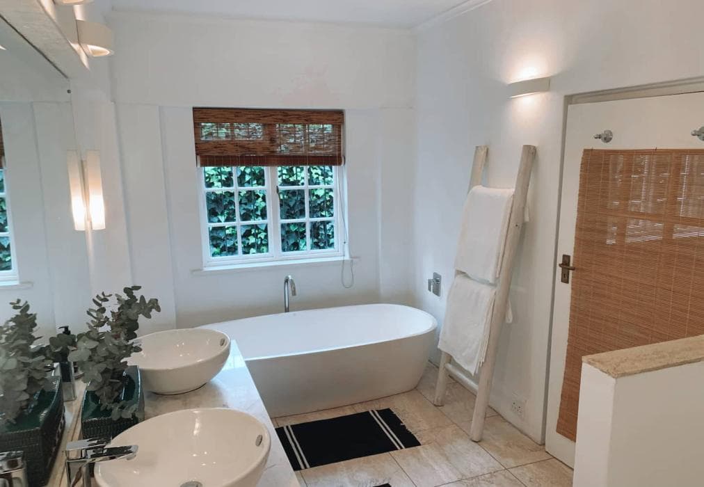 Lions Head Townhouse