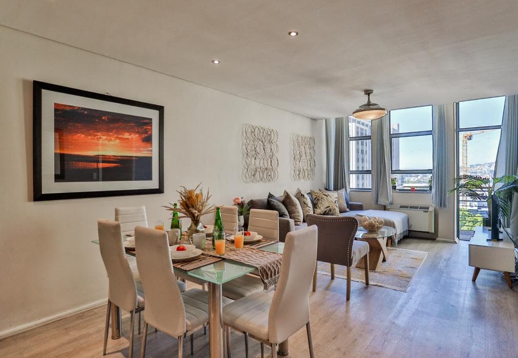 901 Fountain Suites Hotel