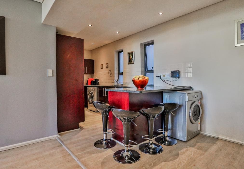 901 Fountain Suites Hotel