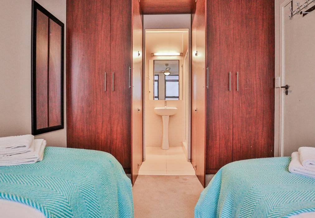 901 Fountain Suites Hotel