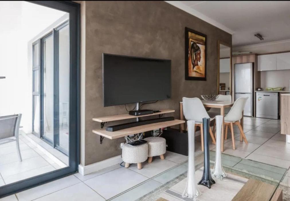 Pax's Paradise Island 1