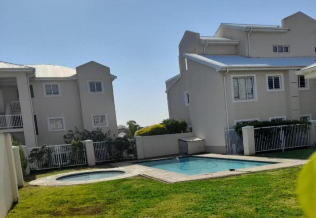 Modern Executive Unit