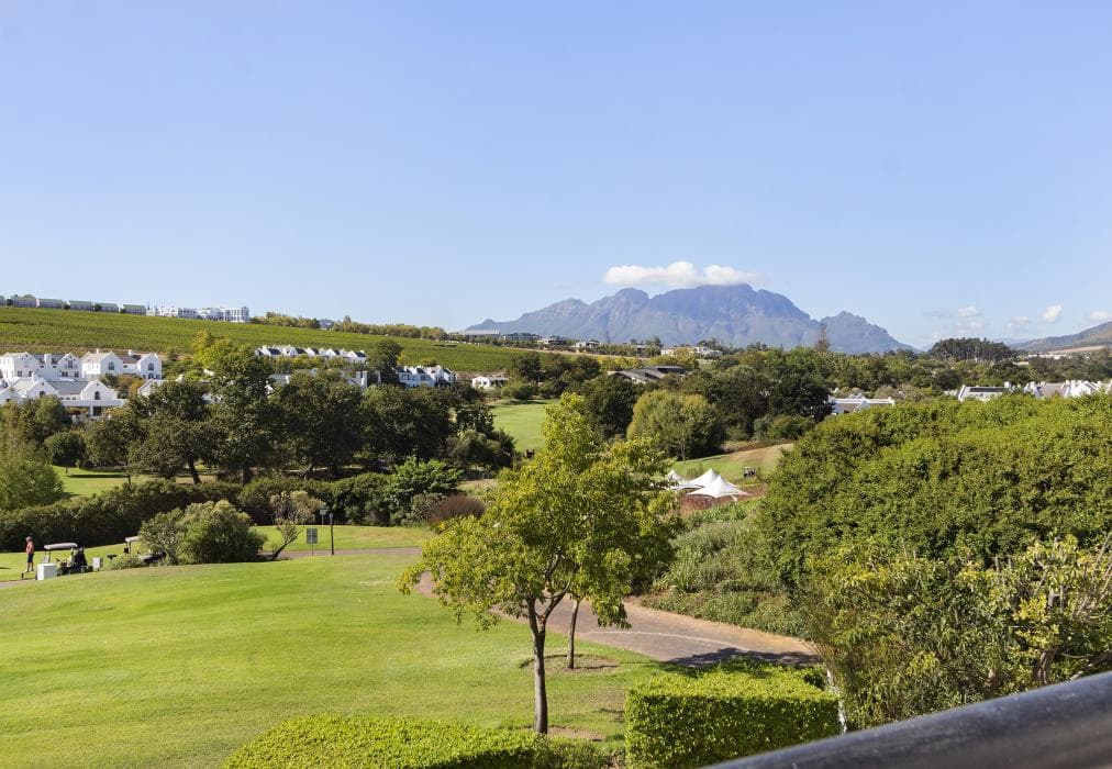 Winelands Golf Lodges 8